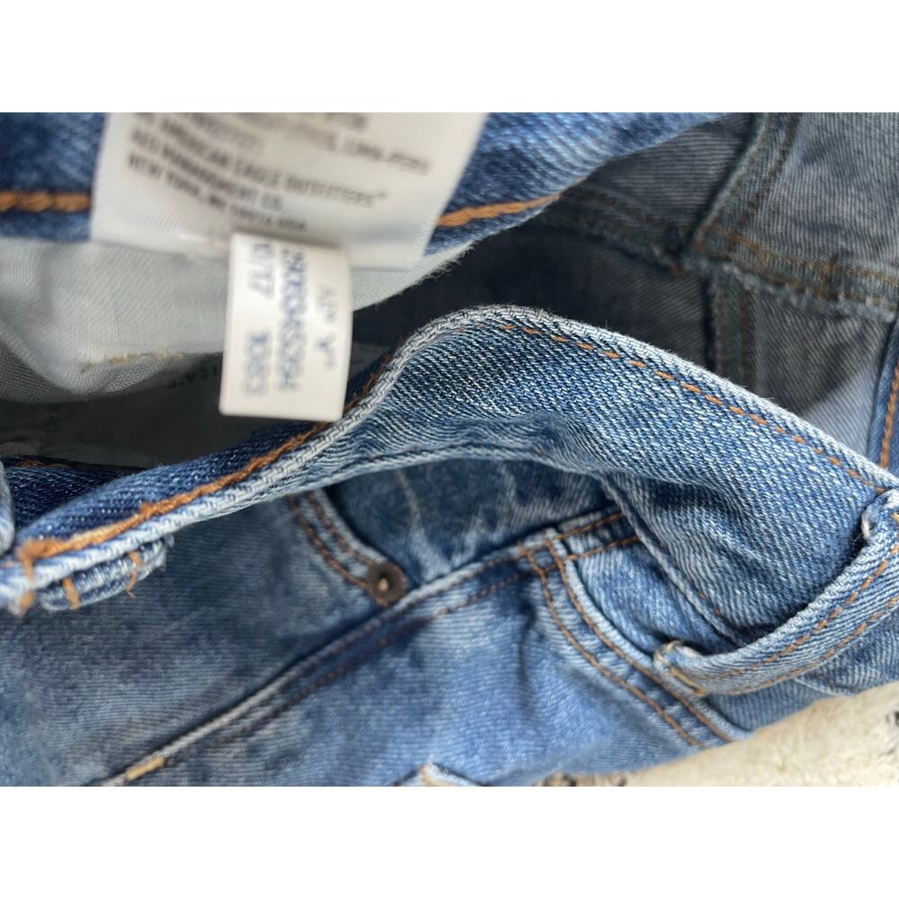American Eagle High Rise Mom Jeans size 00 - Picture 8 of 8